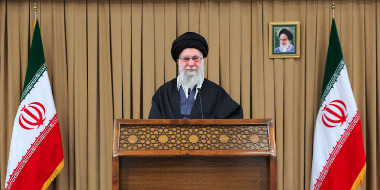 سخنرانی تلویزیونی خطاب به ملت ایران سخنرانی تلویزیونی خطاب به ملت ایران