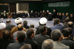 Ali Rəhbər Həzrət Zəhranın (s.ə) şəhadətinə həsr olunmuş matəm mərasimində iştirak etdi Ali Rəhbər Həzrət Zəhranın (s.ə) şəhadətinə həsr olunmuş matəm mərasimində iştirak etdi