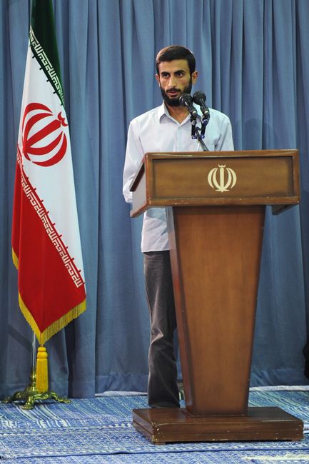 ديدار هزاران نفر از دانشجویان، نخبگان علمی – فرهنگی دانشگاهها