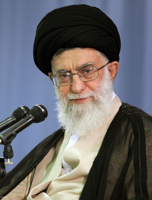 ديدار هزاران نفر از دانشجویان، نخبگان علمی – فرهنگی دانشگاهها