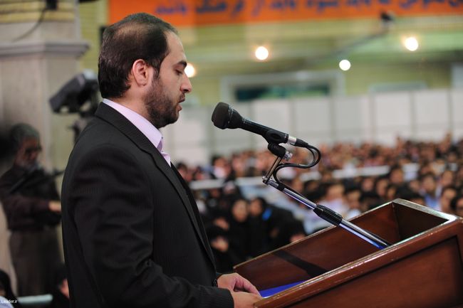 ديدار هزاران نفر از دانشجویان، نخبگان علمی – فرهنگی دانشگاهها