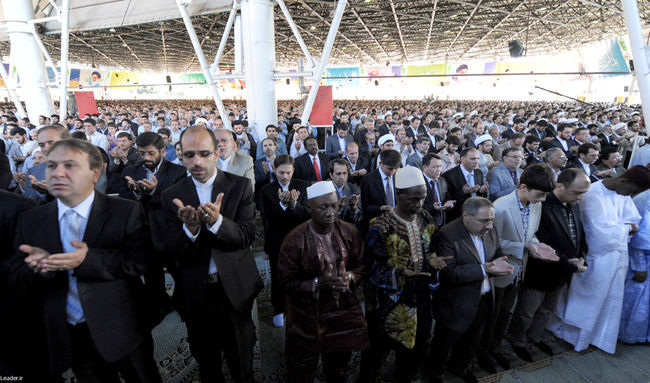 اقامه نماز عید سعید فطر