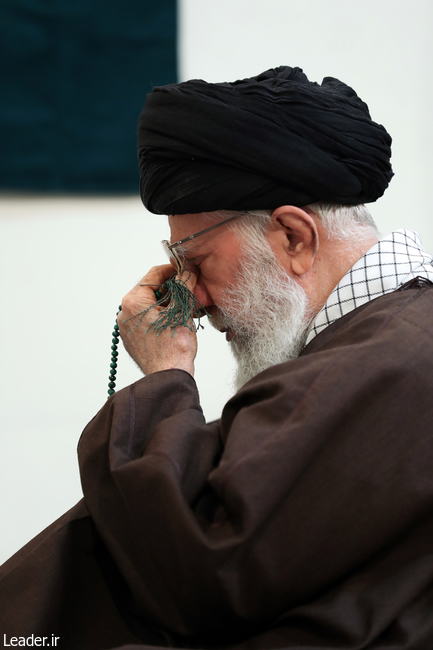 قائد الثورة الاسلامية المعظم يستقبل مسؤولي النظام الإسلامي