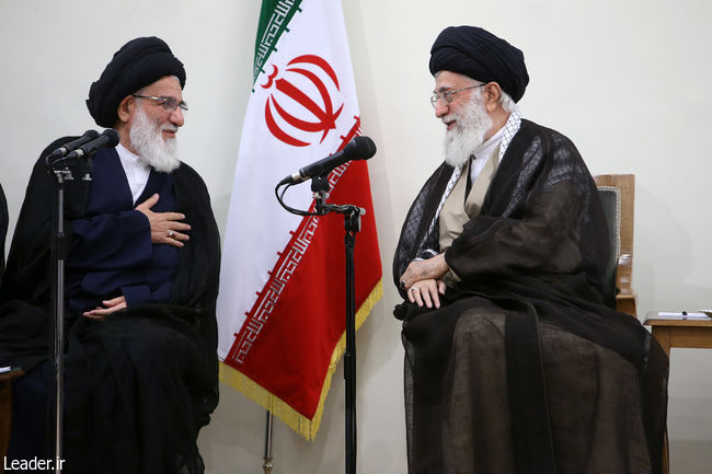 Ayatollah Khamenei receives the Chairman and members of the Expediency Council.