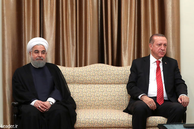 قائد الثورة الإسلامية المعظم يستقبل الرئيس التركي والوفد المرافق له