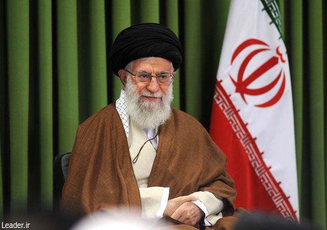 Ayatollah Khamenei among a group of young elites and outstanding scientific talents