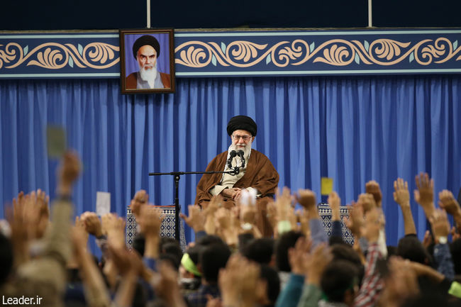 Ayatollah Khamenei among thousands of university and school students