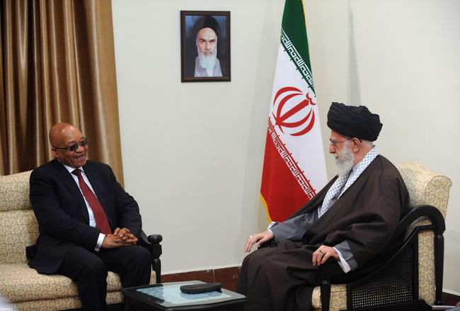 Ayatollah Khamenei receives South African president and his accompanying delegation.