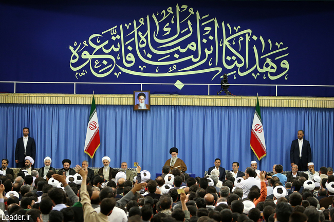 Ayatollah Khamenei receives participants in the 33rd round of International Quran Competitions in Tehran.