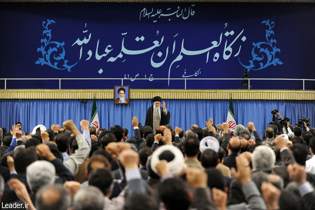 Ayatollah Khamenei receives a group of university officials, professors and researchers.