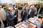 رہبر معظم کا تہران میں کتاب کی چوبیسویں بین الاقوامی نمائشگاہ کا مشاہدہ