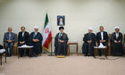 Revolutionsoberhaupt Ajatollah Khamenei empfängt die Mitglieder des Regierungskabinetts Revolutionsoberhaupt Ajatollah Khamenei empfängt die Mitglieder des Regierungskabinetts