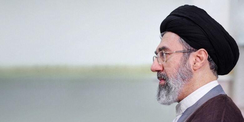 پیام به مناسبت هفته دفاع مقدس و دومین سالگرد شهادت سید مقاومت پیام به مناسبت هفته دفاع مقدس و دومین سالگرد شهادت سید مقاومت