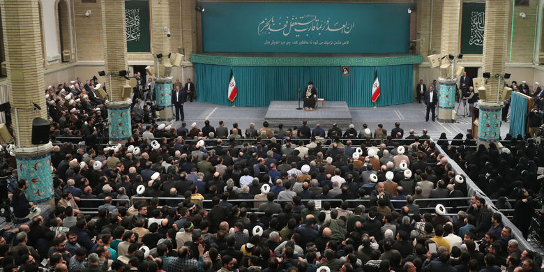 The Leader of the Revolution meets with Thousands from East Azerbaijan