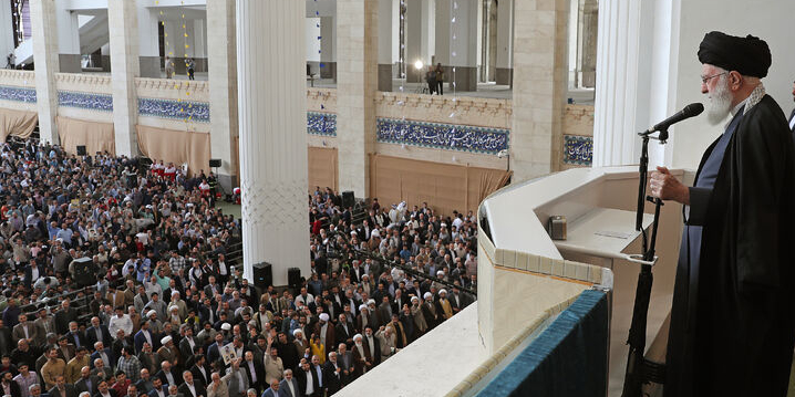 Headline: The Leader of the Islamic Revolution's Eid al-Fitr Sermon