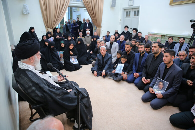 Leader stressed this in a session with service martyrs' families
