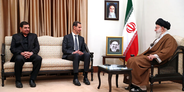 Leader Meets with Syrian President and Delegation
