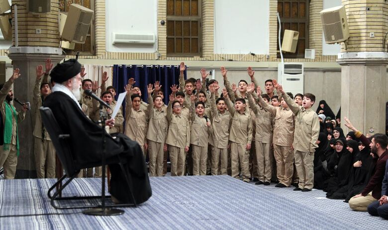 Leader of the Revolution Meets Thousands from Qom