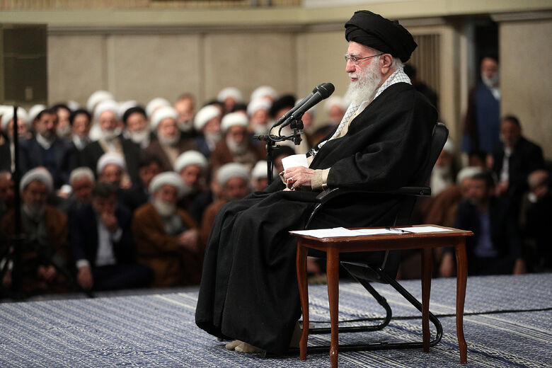 Leader of the Revolution Meets Thousands from Qom