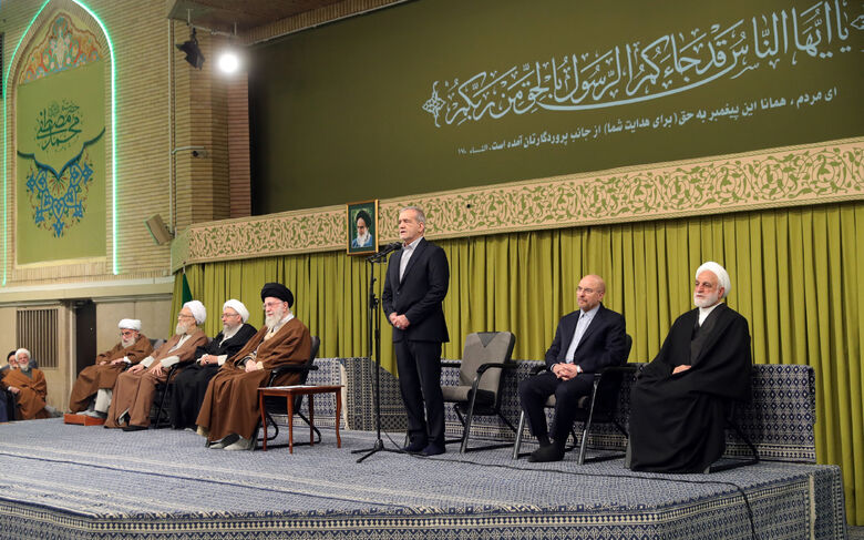 Leader meets Officials, Islamic Ambassadors, and Segments of Public