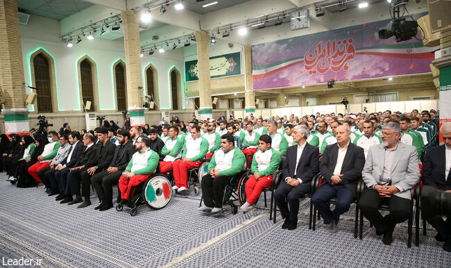 Leader of the Revolution Meets Olympic and Paralympic Medallists and Delegation Members