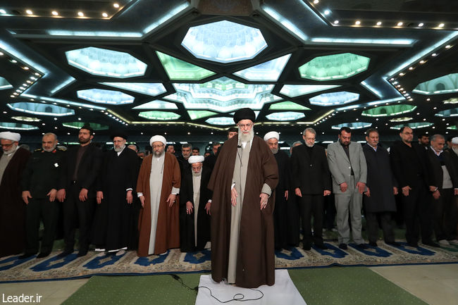 قائد الثورة الإسلامية المعظم في خطبة صلاة الجمعة في طهران