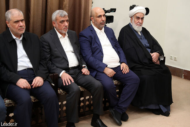 Leader of the Revolution Meets with Hamas Leadership Council Head and Members