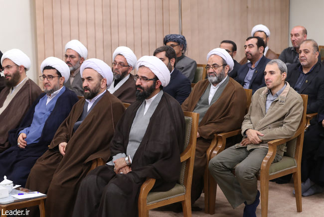 İslam inkılâbı Rehberi Ayetullah Hamanei’nin, Ayetullah Mustafa Humeyni Sempozyumu Yetkililerini Kabulü