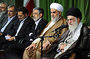 القائد: الصحوة الاسلامية بالمنطقة متاثرة بالحركة العظيمة للشعب الايراني