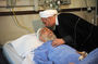 رئيس الجمهورية يعود سماحة الإمام الخامنئي إلى المستشفى بعد إجراء العملية الجراحية له